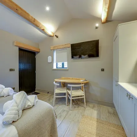 Apartments For Two In Brand New Luxury Rural Farmhouse Escape Ramsbottom Exterior photo