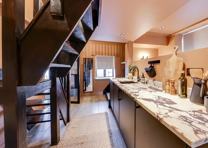 Apartments For Two In Brand New Luxury Rural Farmhouse Escape